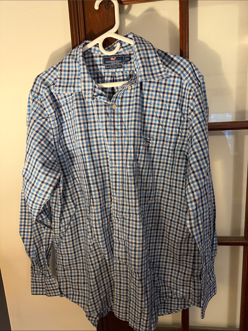 Vineyard Vines Men's Blue and White Plaid Button-Down Shirt